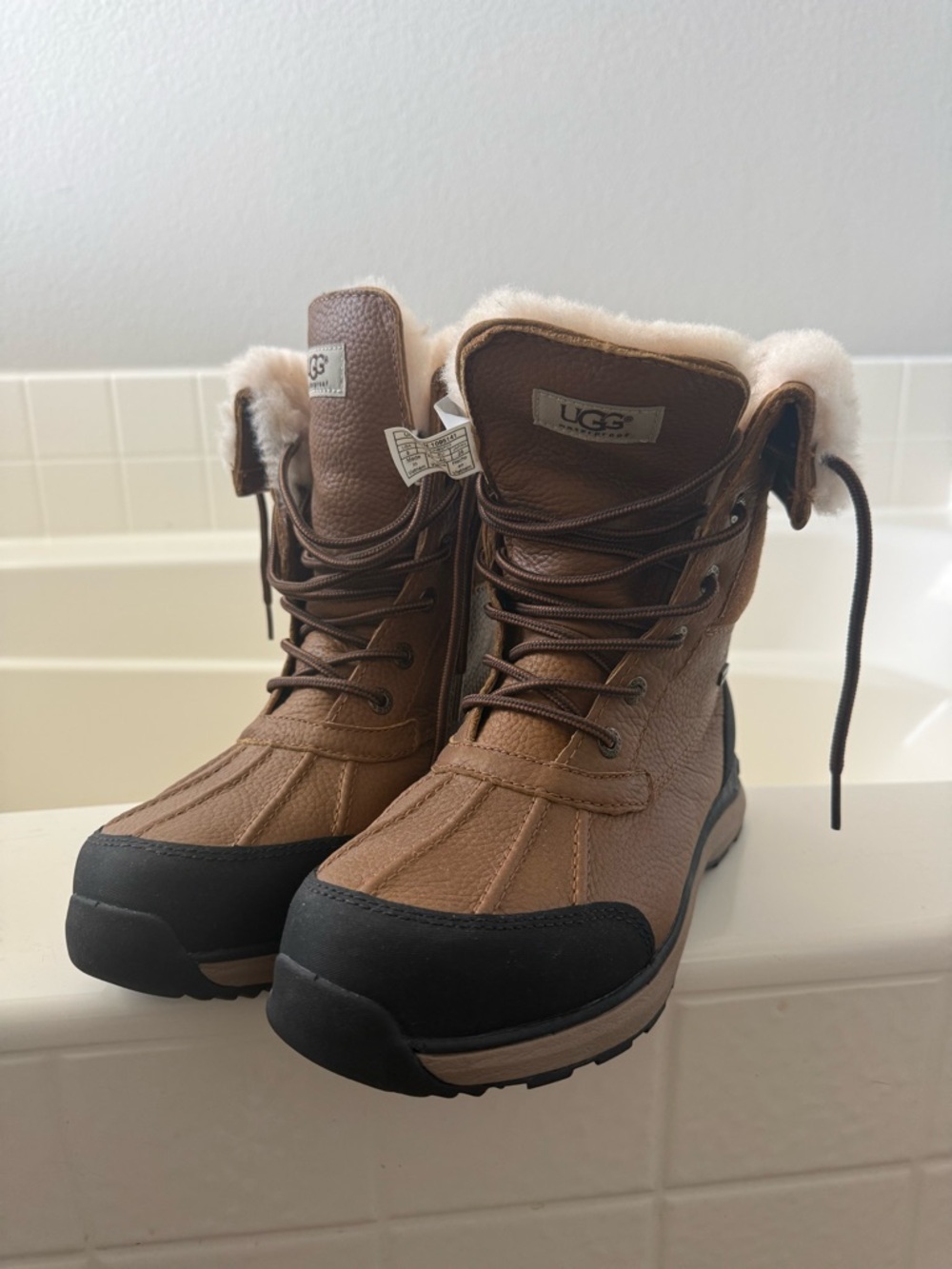 UGG Chestnut Leather Lace-Up Shearling-Trim Winter Boots